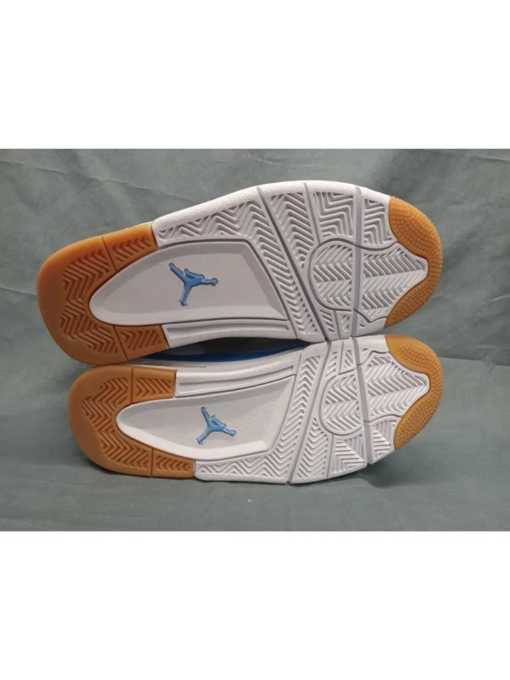 Nike Boys Air Jordan 4 RM (GS) Sneakers Mesh White Blue Size 6.5 NEW NO BOX!